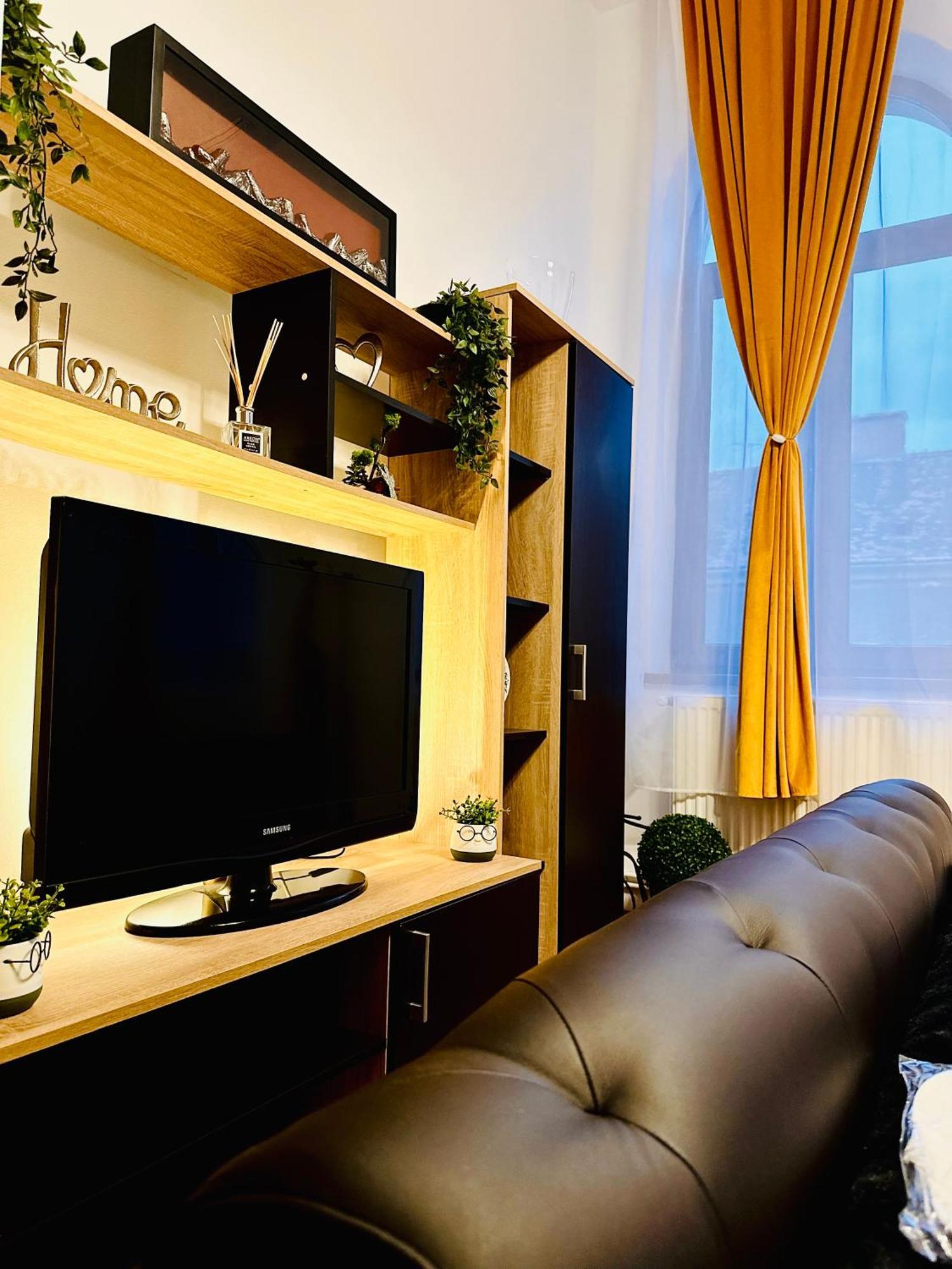 Stay Inn Central Brasov Exterior photo