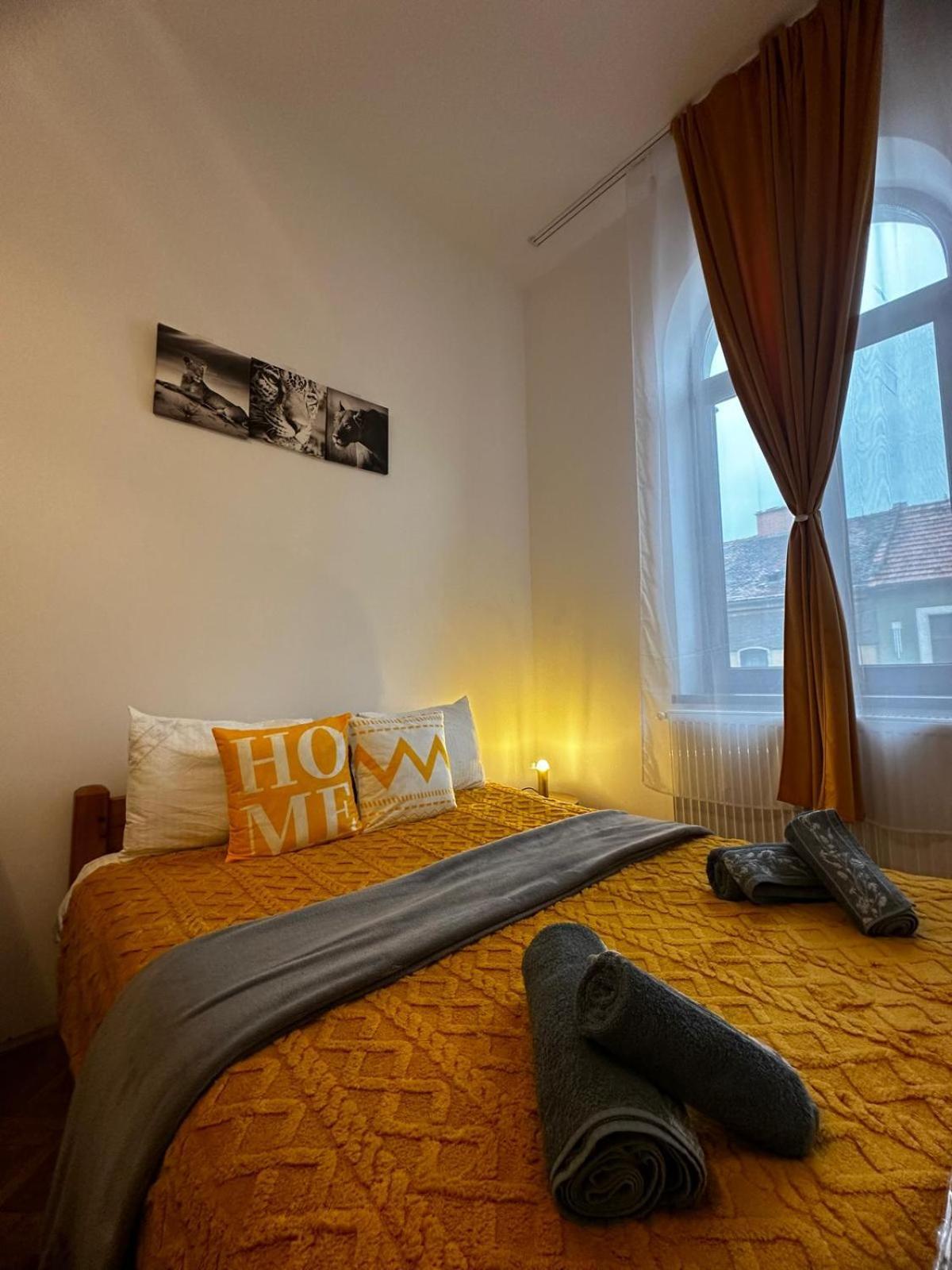 Stay Inn Central Brasov Exterior photo